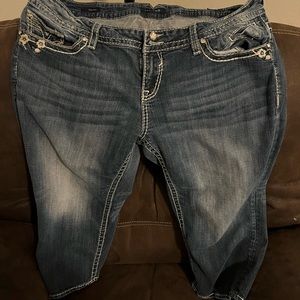 Vigoss The New York Plus Size Capri